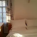 Bozcaada Lara Butik