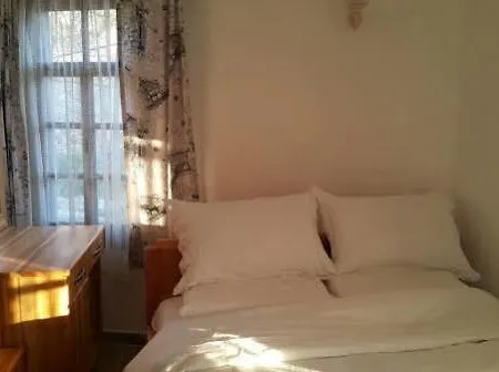 Bozcaada Lara Butik