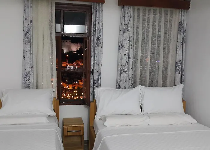 Bozcaada Lara Butik Hotel 3*